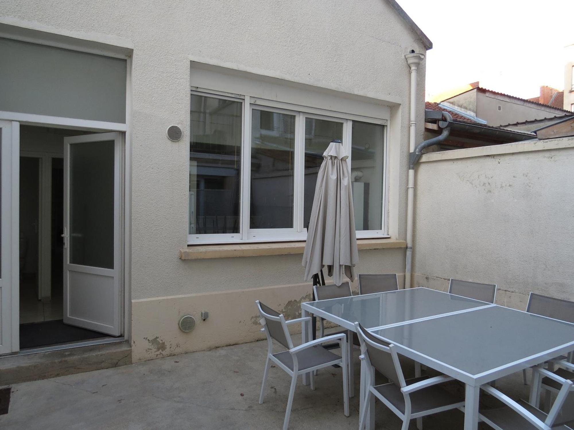 Aparthotel Francois 1Er 14Eme Vitry-le-Francois Ruang foto